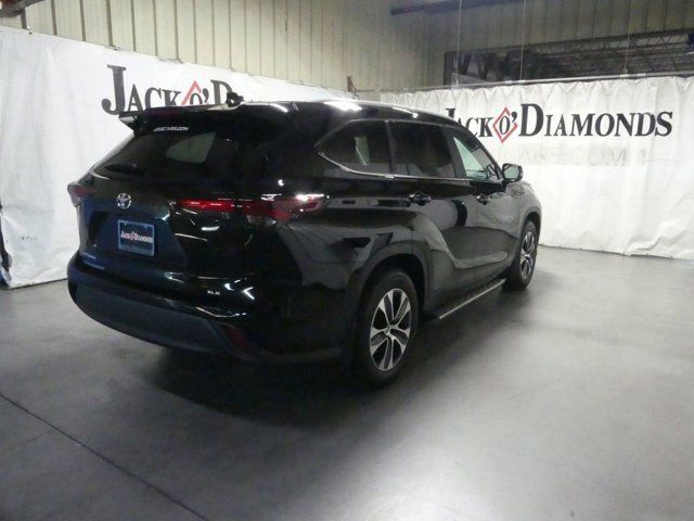 2024 Toyota Highlander XLE