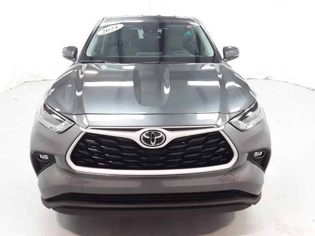 2024 Toyota Highlander 