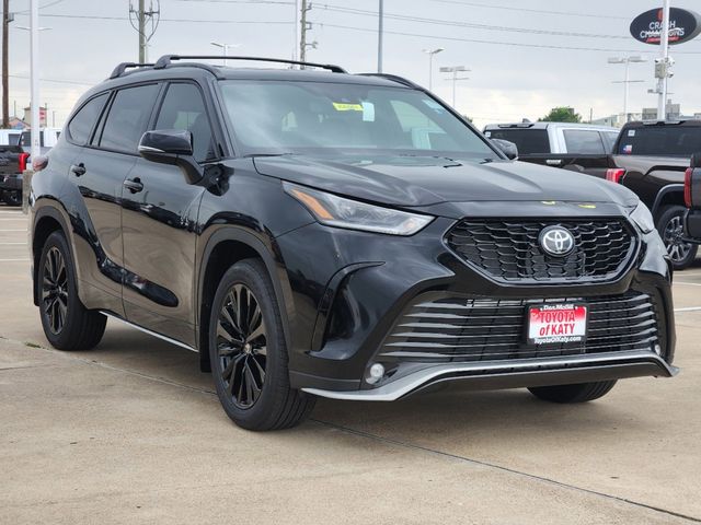2024 Toyota Highlander 