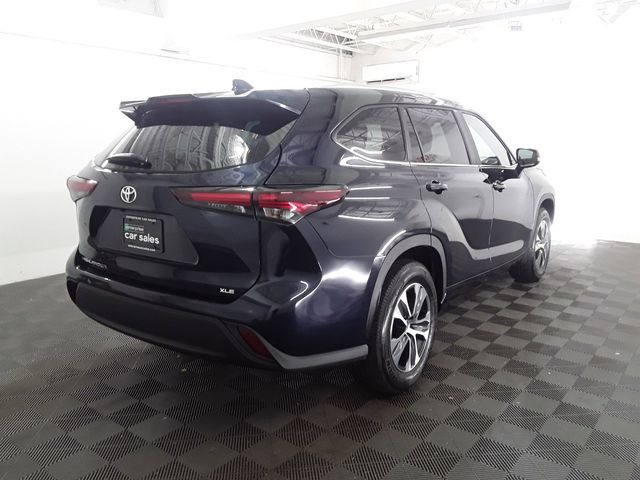 2024 Toyota Highlander 