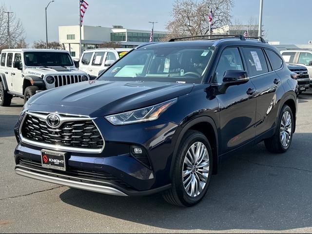 2024 Toyota Highlander Platinum