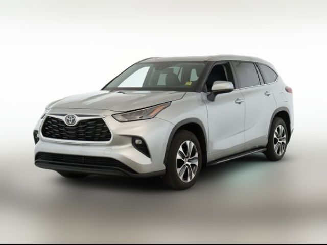2024 Toyota Highlander 