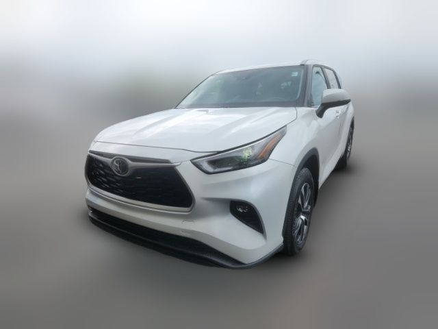 2024 Toyota Highlander 