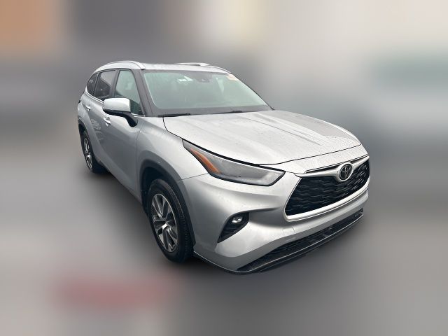 2024 Toyota Highlander 