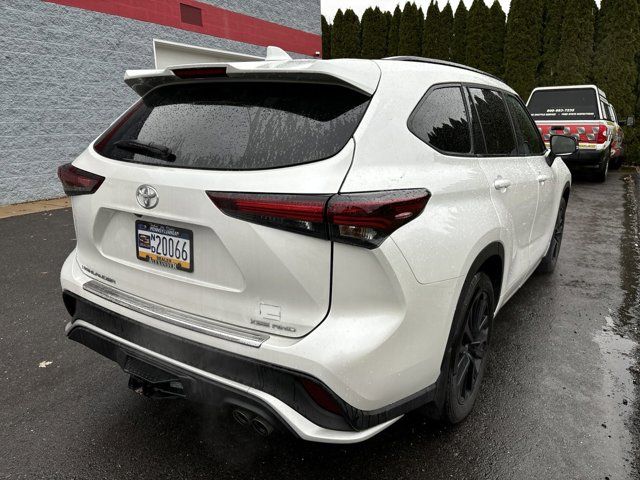 2024 Toyota Highlander XSE