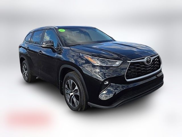 2024 Toyota Highlander XLE