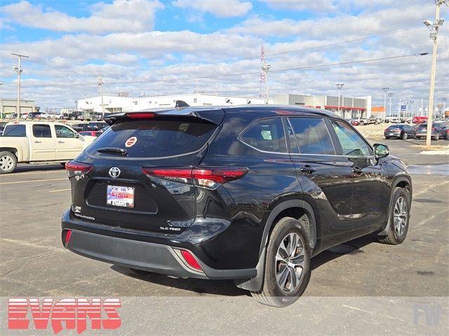 2024 Toyota Highlander XLE