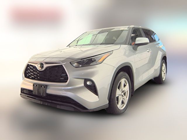 2024 Toyota Highlander LE