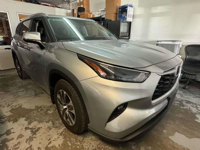 2024 Toyota Highlander XLE