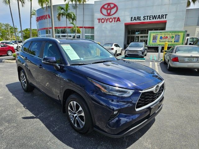 2024 Toyota Highlander XLE