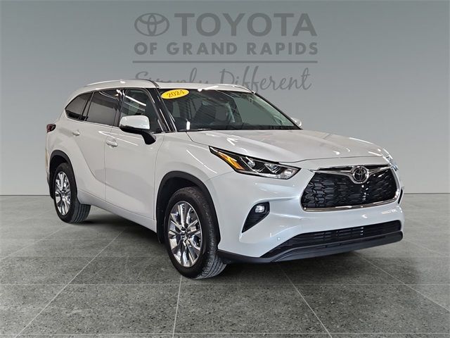 2024 Toyota Highlander Limited