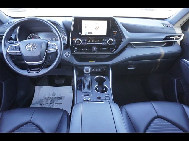 2024 Toyota Highlander XSE