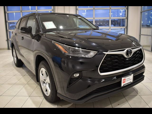 2024 Toyota Highlander LE