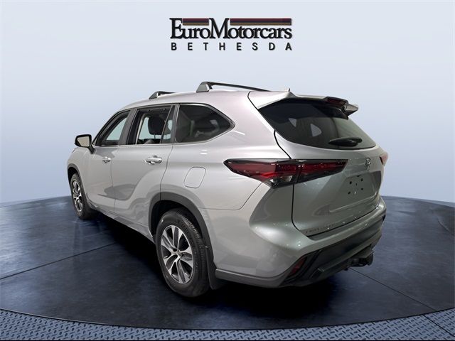 2024 Toyota Highlander 