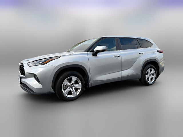 2024 Toyota Highlander LE