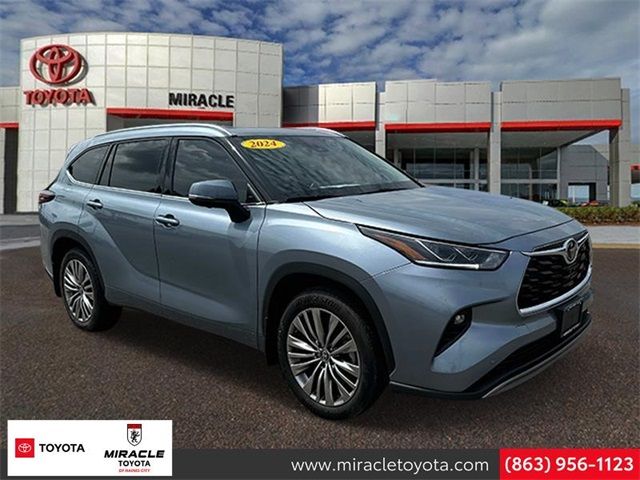 2024 Toyota Highlander Platinum