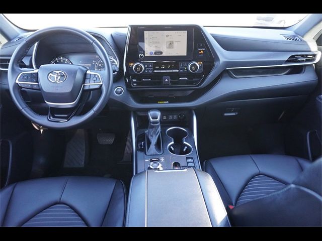 2024 Toyota Highlander XSE