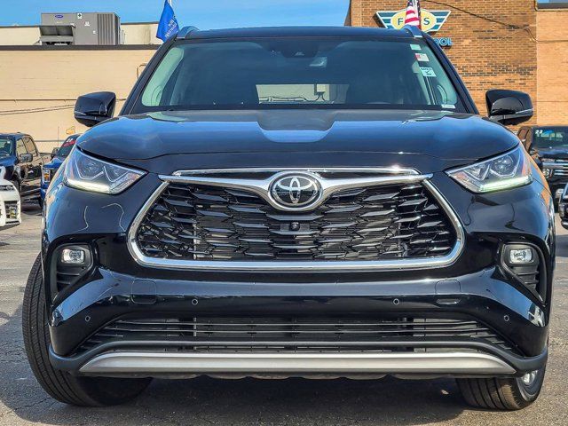 2024 Toyota Highlander Platinum