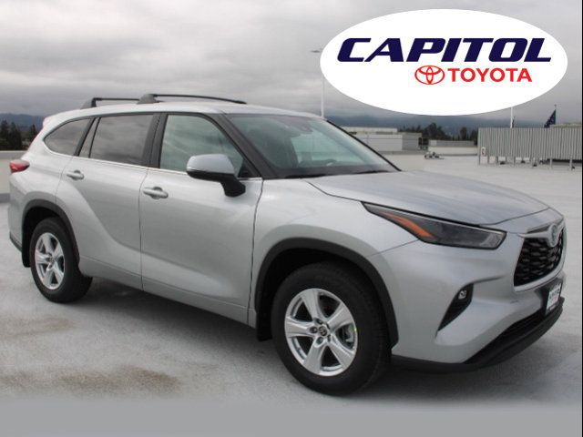 2024 Toyota Highlander Hybrid LE