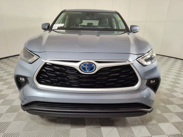 2024 Toyota Highlander Hybrid LE