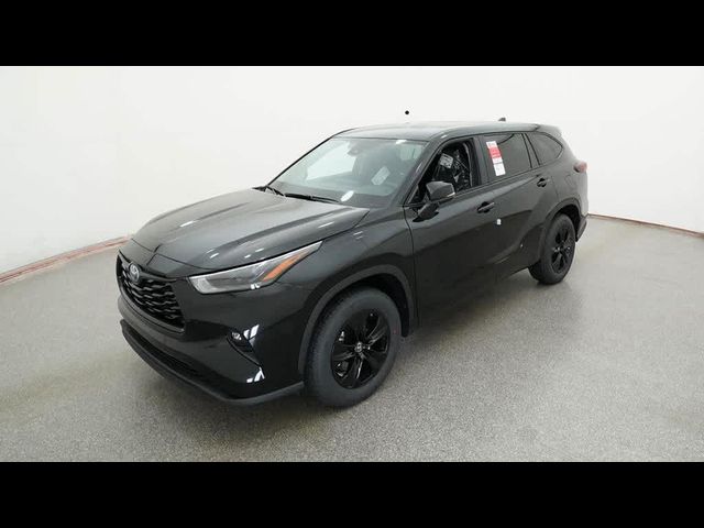 2024 Toyota Highlander Hybrid LE Nightshade