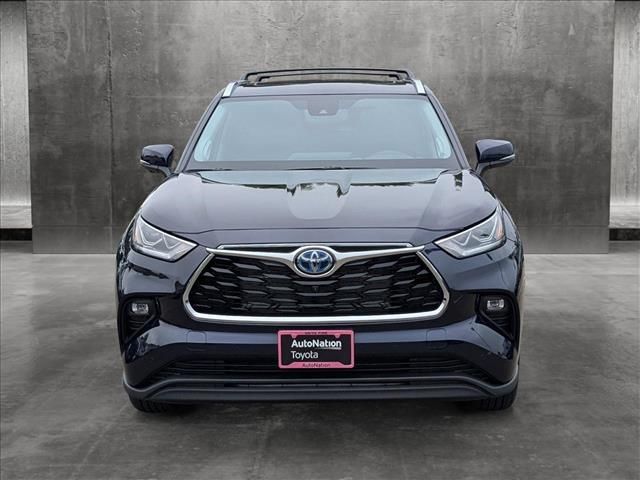 2024 Toyota Highlander Hybrid Limited