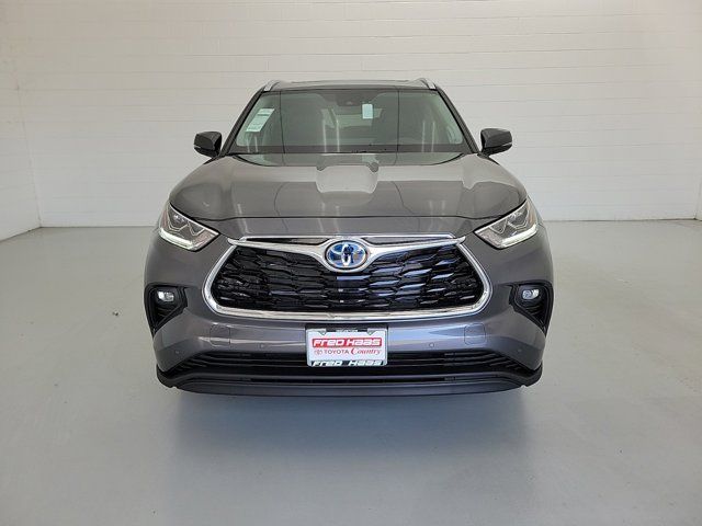 2024 Toyota Highlander Hybrid Limited