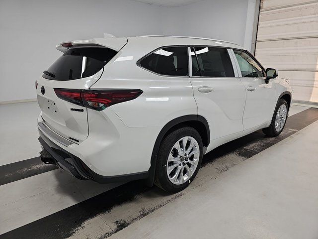 2024 Toyota Highlander Hybrid Limited