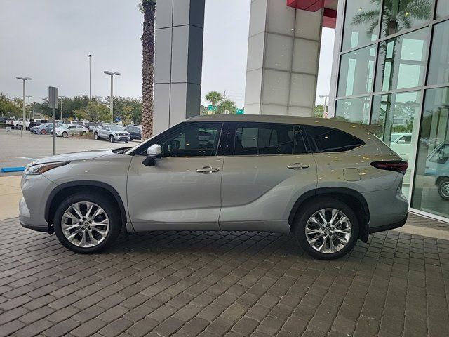 2024 Toyota Highlander Hybrid Limited