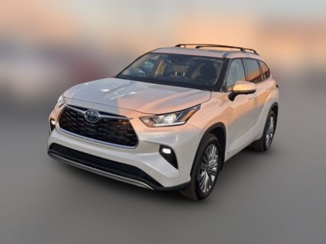 2024 Toyota Highlander Hybrid Platinum