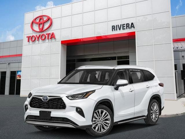 2024 Toyota Highlander Hybrid Platinum