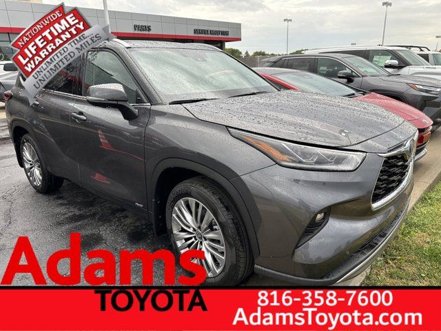 2024 Toyota Highlander Hybrid Platinum