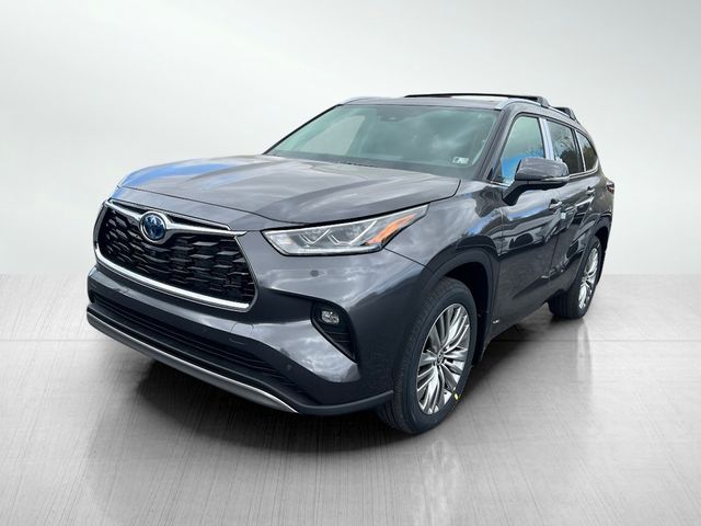 2024 Toyota Highlander Hybrid Platinum