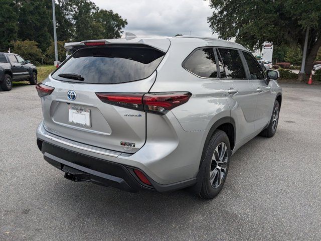 2024 Toyota Highlander Hybrid XLE