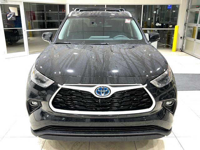 2024 Toyota Highlander Hybrid XLE