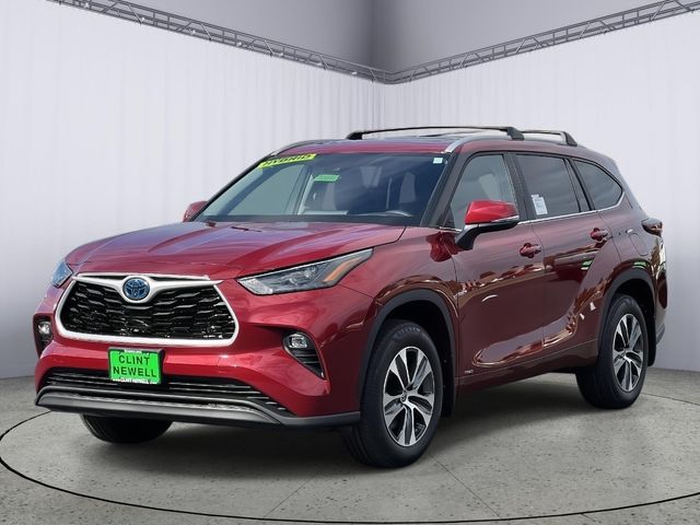 2024 Toyota Highlander Hybrid XLE