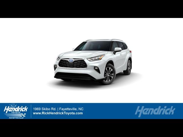 2024 Toyota Highlander Hybrid XLE