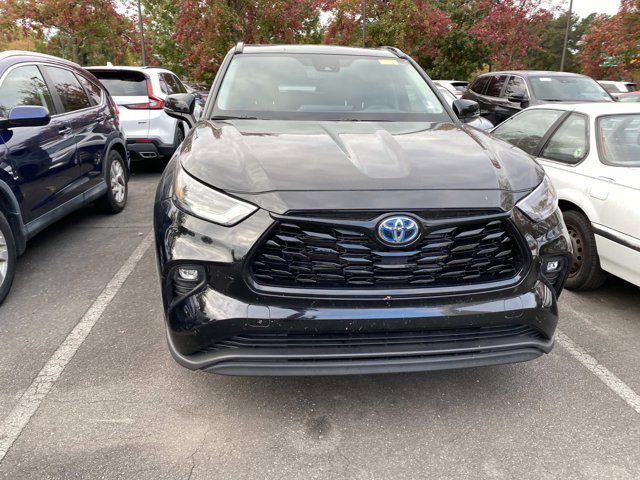 2024 Toyota Highlander Hybrid XLE Nightshade