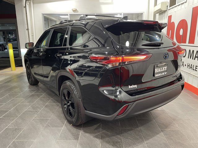 2024 Toyota Highlander Hybrid XLE Nightshade