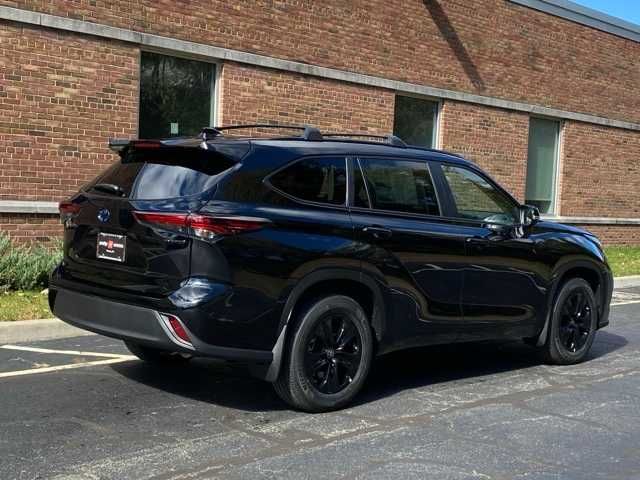 2024 Toyota Highlander Hybrid XLE Nightshade