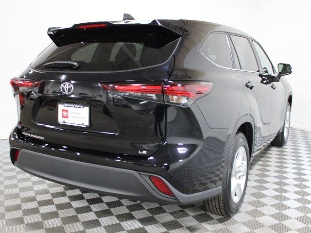 2024 Toyota Highlander LE