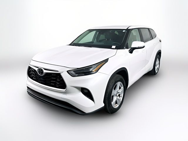 2024 Toyota Highlander LE