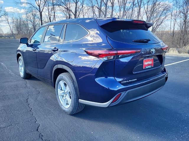 2024 Toyota Highlander LE