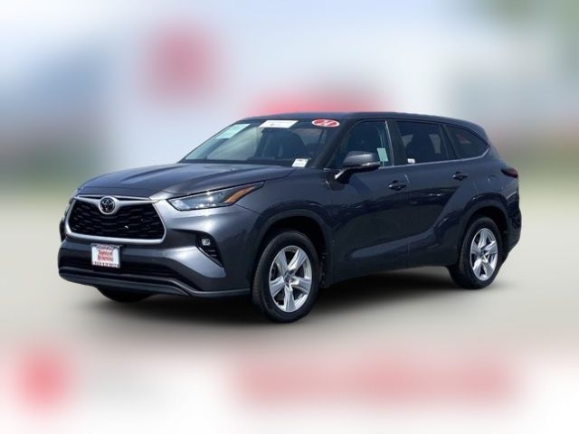 2024 Toyota Highlander LE