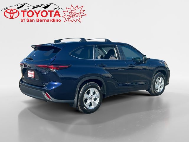 2024 Toyota Highlander LE