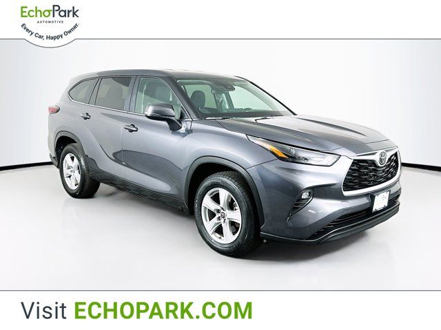 2024 Toyota Highlander LE