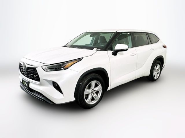 2024 Toyota Highlander LE