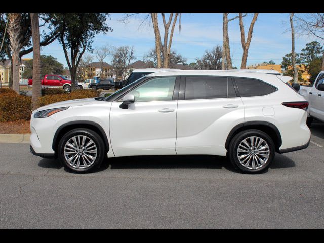 2024 Toyota Highlander Platinum