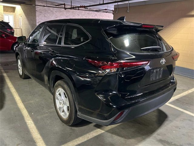 2024 Toyota Highlander LE