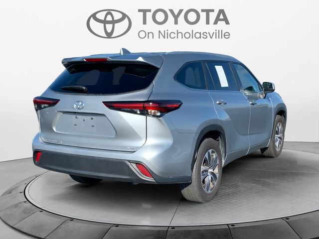 2024 Toyota Highlander XLE